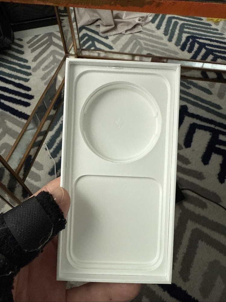 Apple iPhone 14 Pro 256 GB Silver Original Box Only