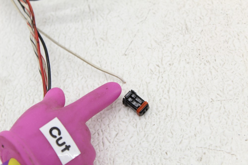 17-23 Harley Davidson Street Glide Right Control Switch Pack