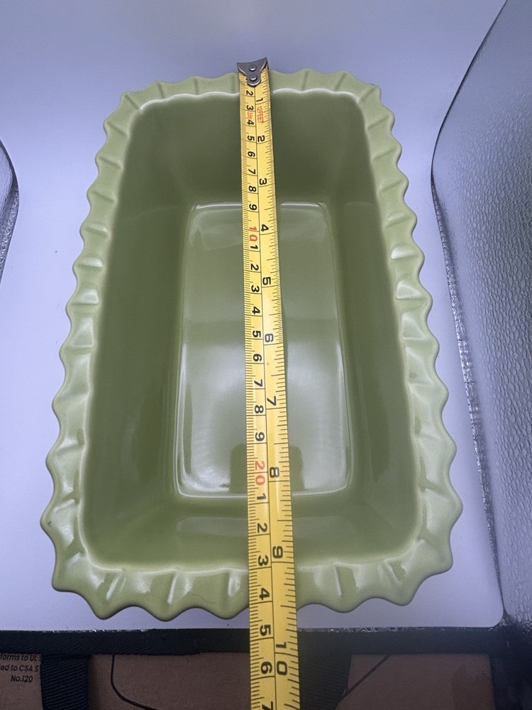 Chantal Lime Green 1.5 Qt Rectangular Stoneware Ruffled Edge Baking Loaf Pan