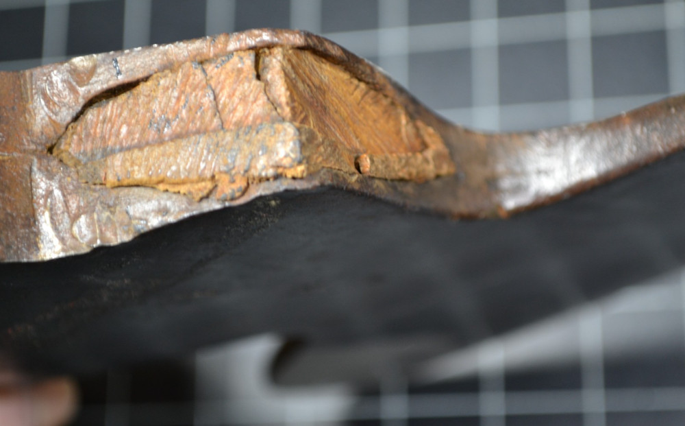 BEATTY - BROAD AXE WITH ANTIQUE HAND MADE HANDLE