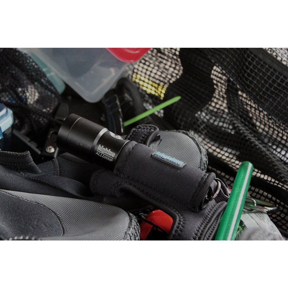 Bigblue 1300 Lumen Narrow Beam Dive Light with Tail Switch