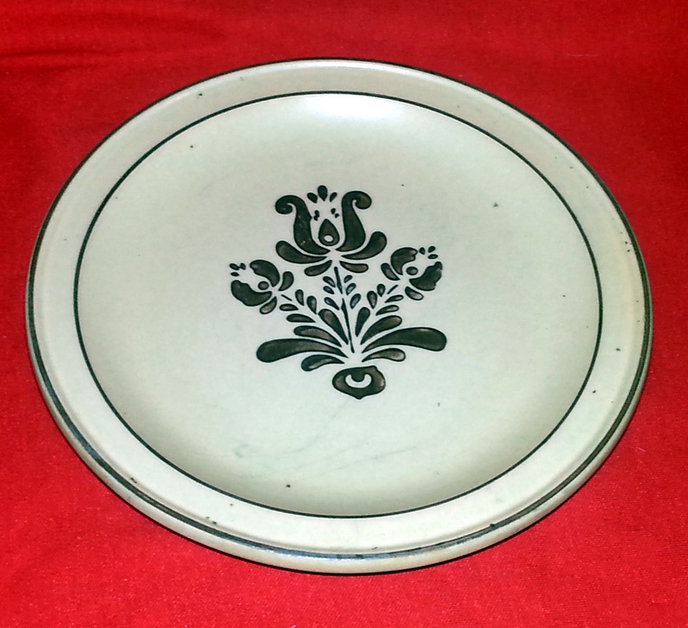 Pfaltzgraff VILLAGE Pattern - Bread and Butter Plate - 7" Diameter