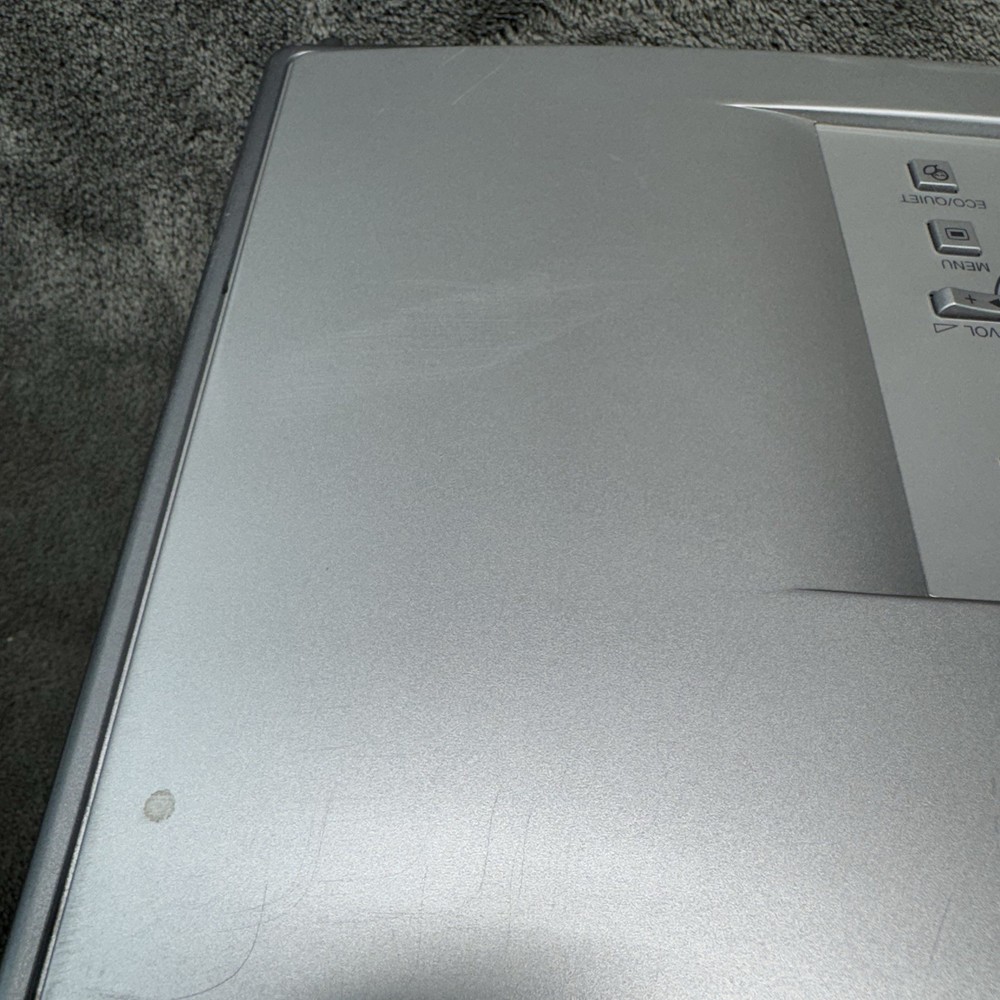 Sharp XG-C330X 3LCD Projector 3300 ANSI With Remote