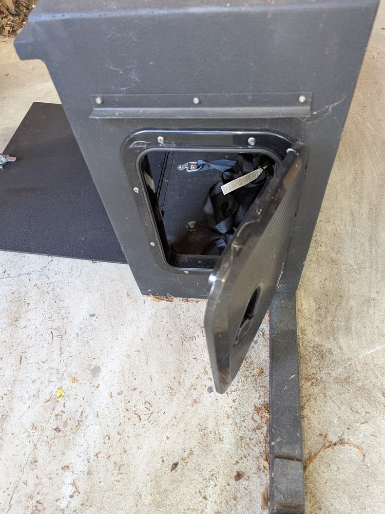 Swingout Arm with Lockable box/generator carrier