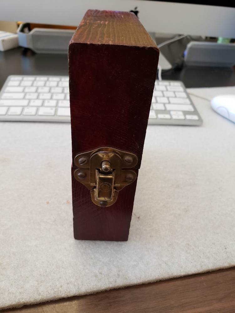 Vintage Diversey "DIVERSOL" CHLORINE TESTING KIT CHICAGO ( B2-3)