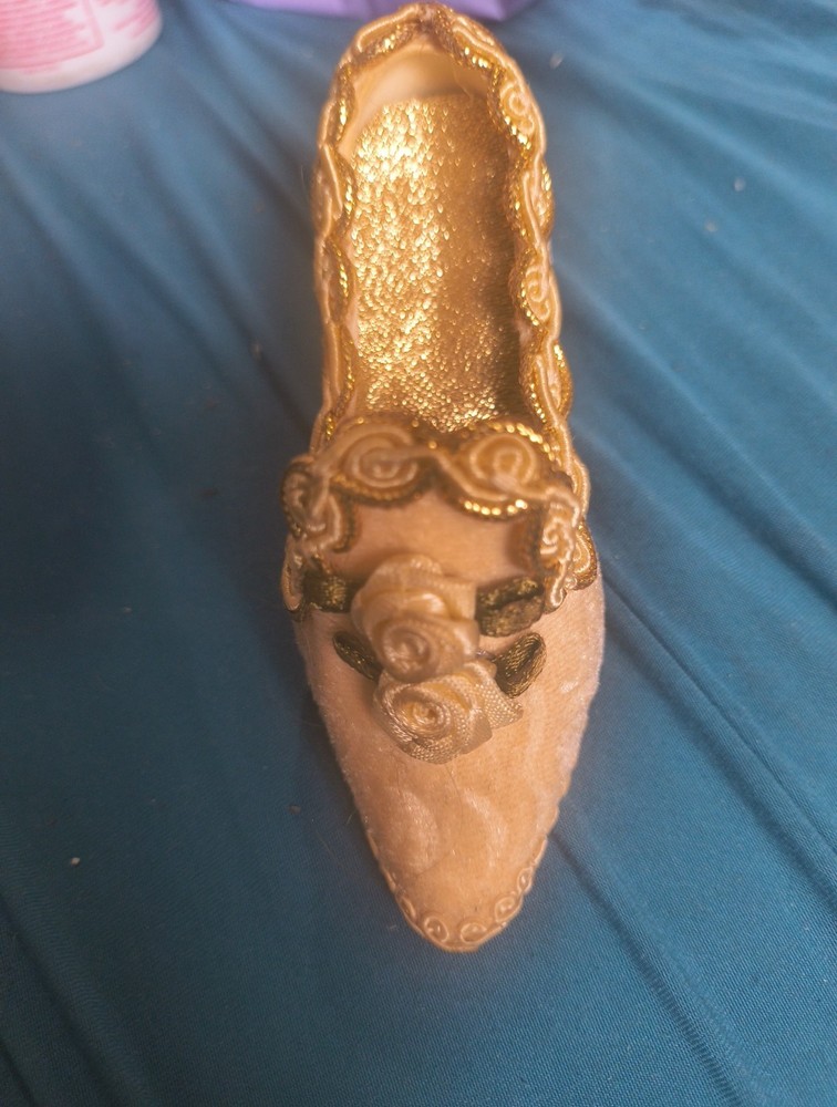 4 Inch Shoe