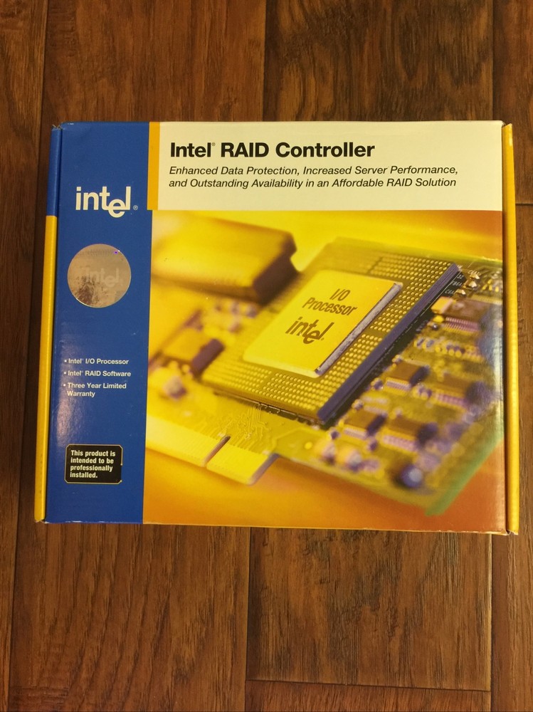 Intel Raid Controller IIRNOCHXX PC: SRCZCR -NEW-FREE SHIPPING