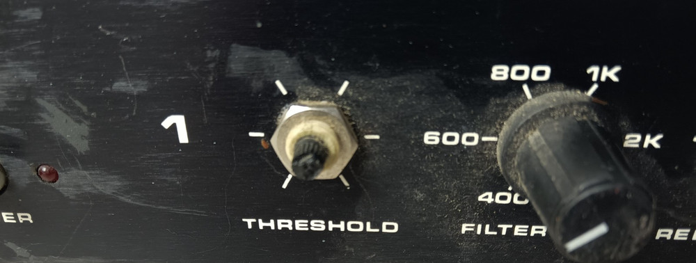 Rocktron HUSH IIC Noise Reduction System Rack Missing Knob