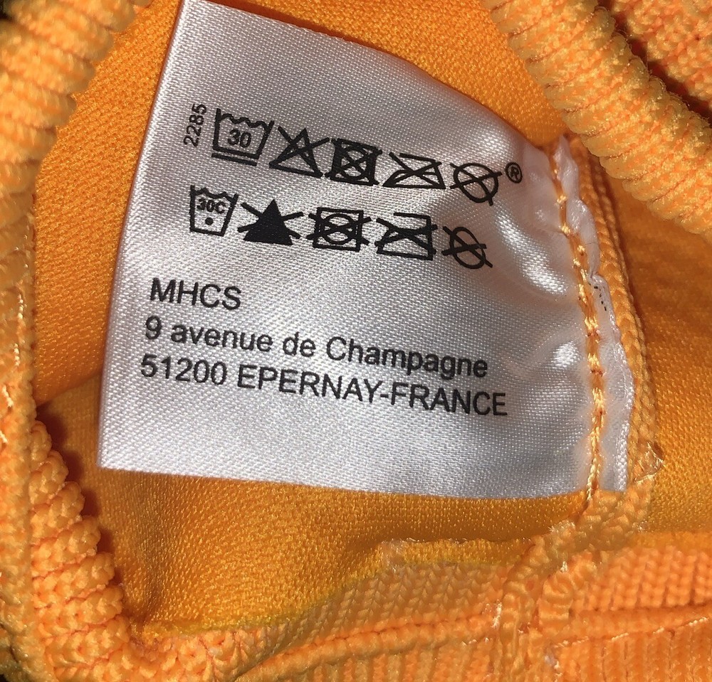 VEUVE CLICQUOT Bottle Ice Jacket. Pristine. Recycled Plastic. 3D Knitting Tech.