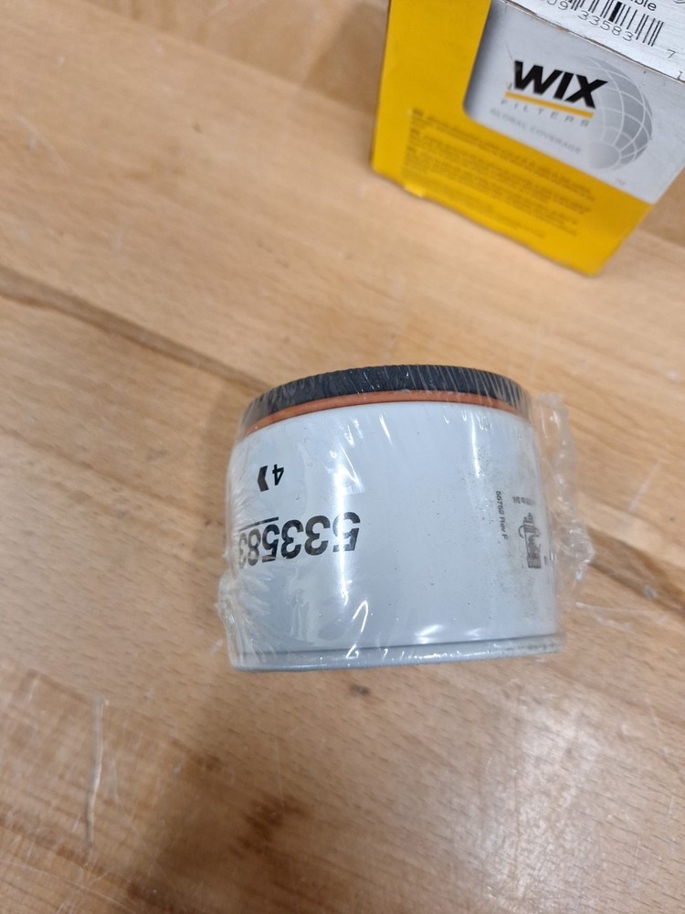 Wix 33583 Fuel Filter NOS