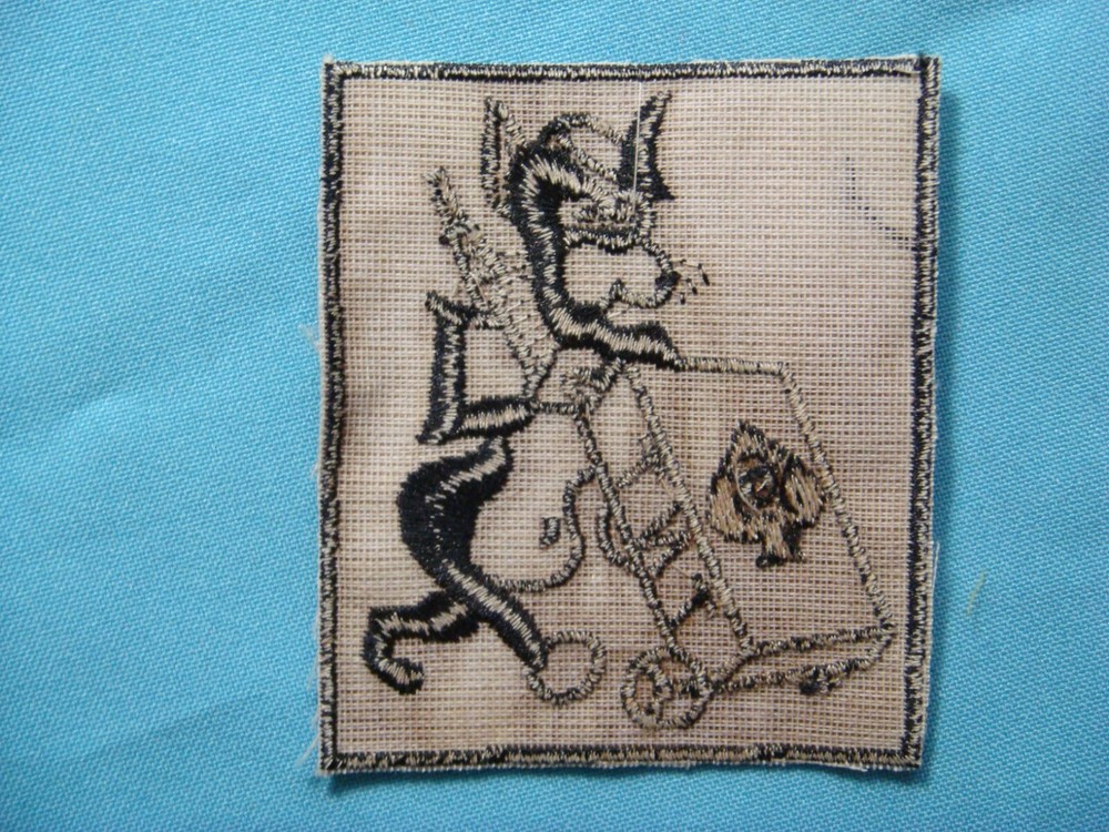 VIETNAM WAR PATCH, US TNT BOMB CARRIER 13