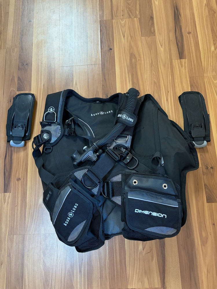 Aqualung Dimension SCUBA BCD (Size ML)
