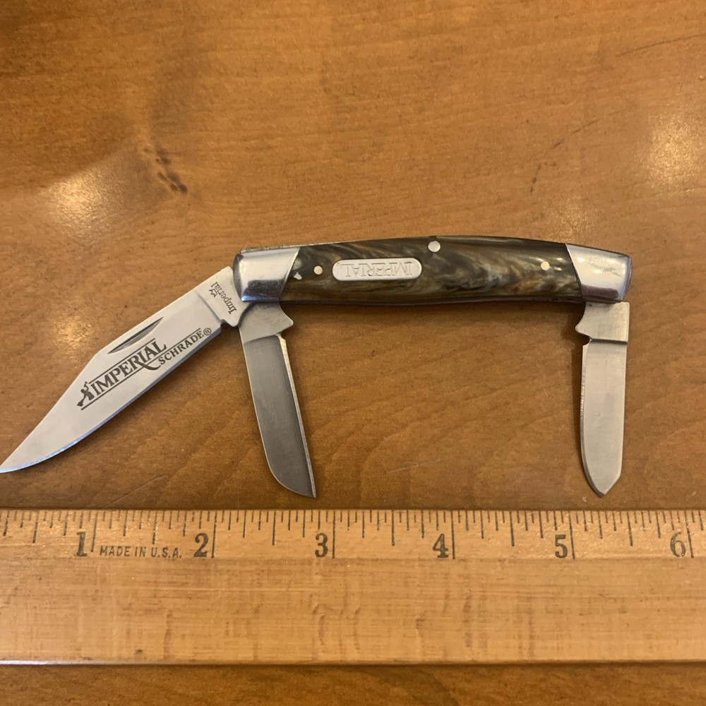 Beautiful Imperial/ Schrade Three Blade Pocket Knife