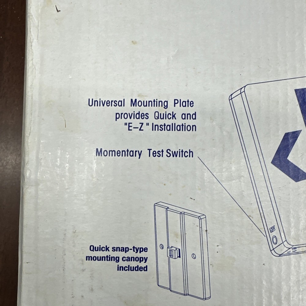 LED Exit Lighting Fixture-Universal Single or Double Face- White w/Green Letters