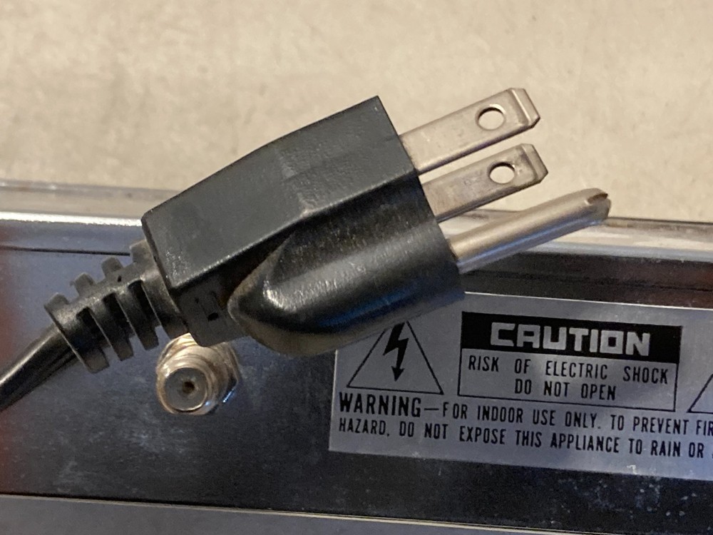 Pico Macom PCM55 Audio / Video Modulator Channel E