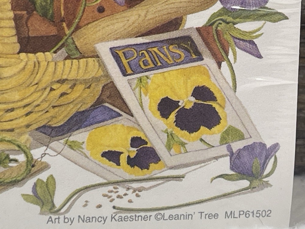 Leanin’ Tree Pansy Pansies Magnetic Note Pad Refigerator Nancy Kaestner List