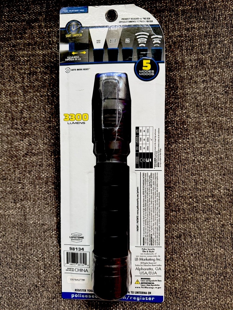 Police Security Skylar Elite LED Flashlight 3300 Lumens 9AA Adjustable Focus