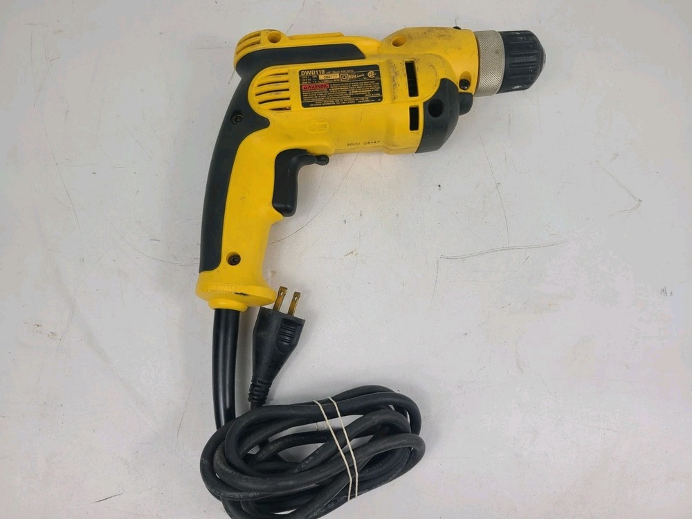 DEWALT DWD110 3/8 inch Variable Speed Reversible Grip Drill Bundle (TESTED)