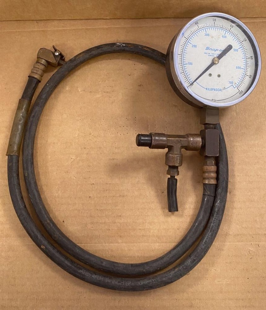 SNAP-ON 700 KILOPASCAL 100 PSI COMPRESSION TESTER- USED.