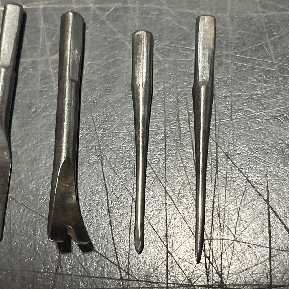Vintage Multi Nesting Tool Screwdriver w/5 Bits Chisel Prybar Nail Puller Punch