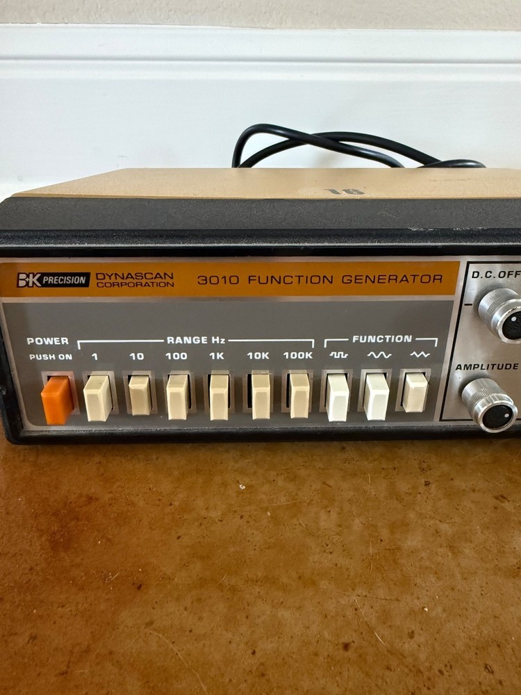 BK Precision 3010 Function Generator