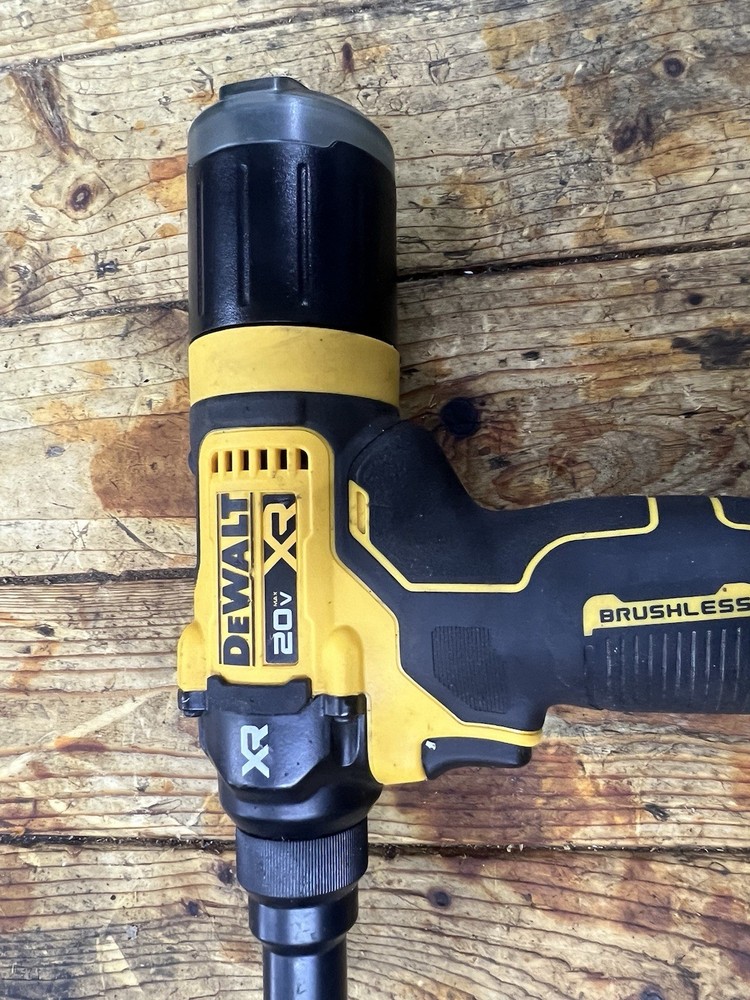 dewalt DCF403 Rivet Tool Set