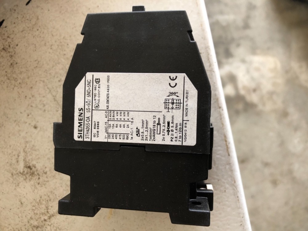 *NIB* SIEMENS 3TH43 55-0AJ2 CONTROL RELAY