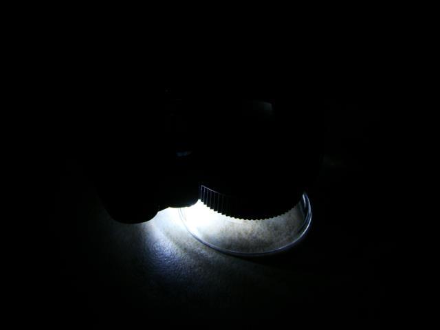 15 Power LED White & UV Lighted Magnifier w/Adjustable Focus -Ore & Minerial