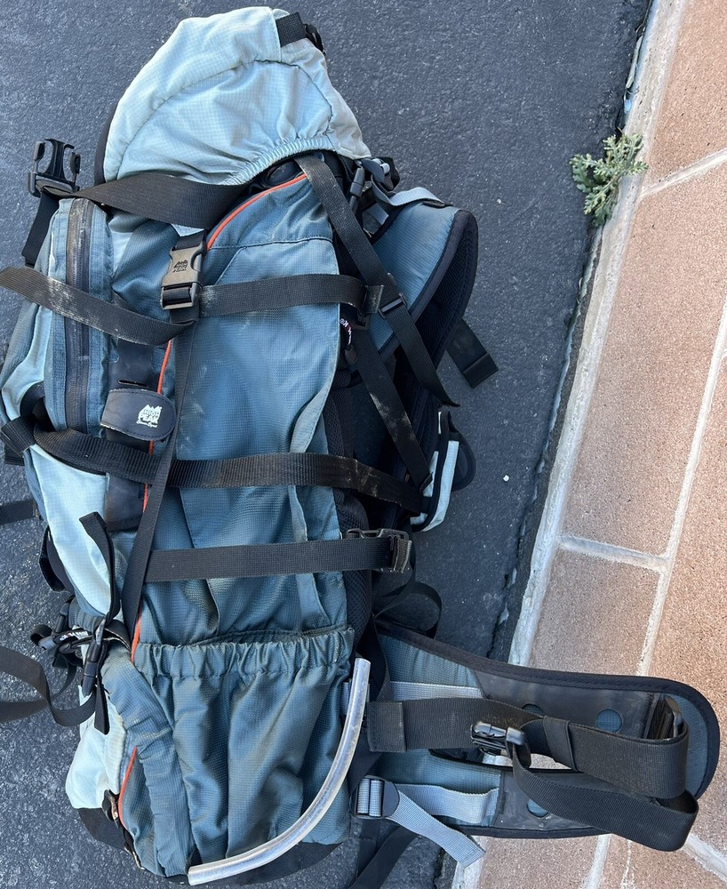 High Peak Pinnacle 65+10 Backpack Hiking