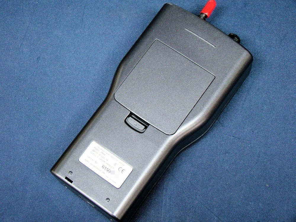 Airy Technology model P611 Handheld airborne particle counter W/ Accessory