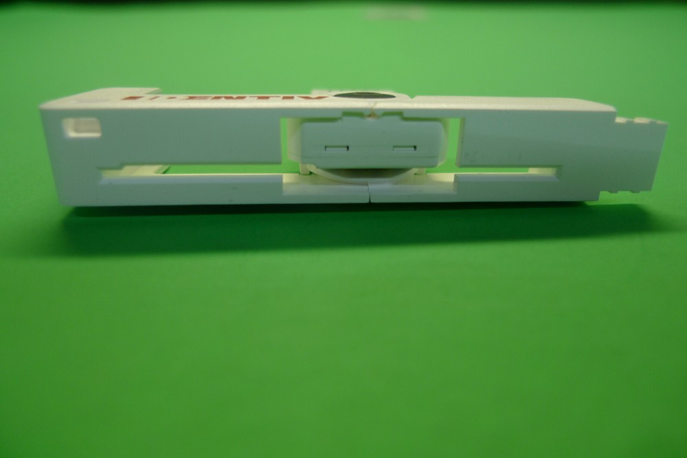 Genuine IDENTIV SmartFold Smart Card Reader USB SCR3500 905430-1