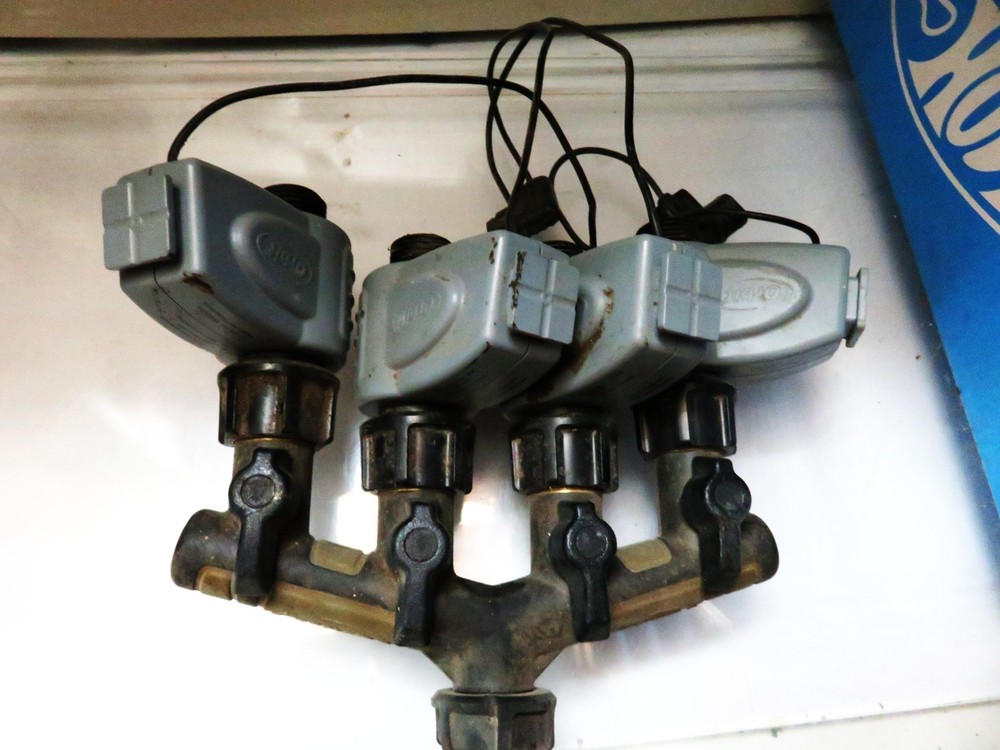 Multi-Valve for a yard watering System no timer
