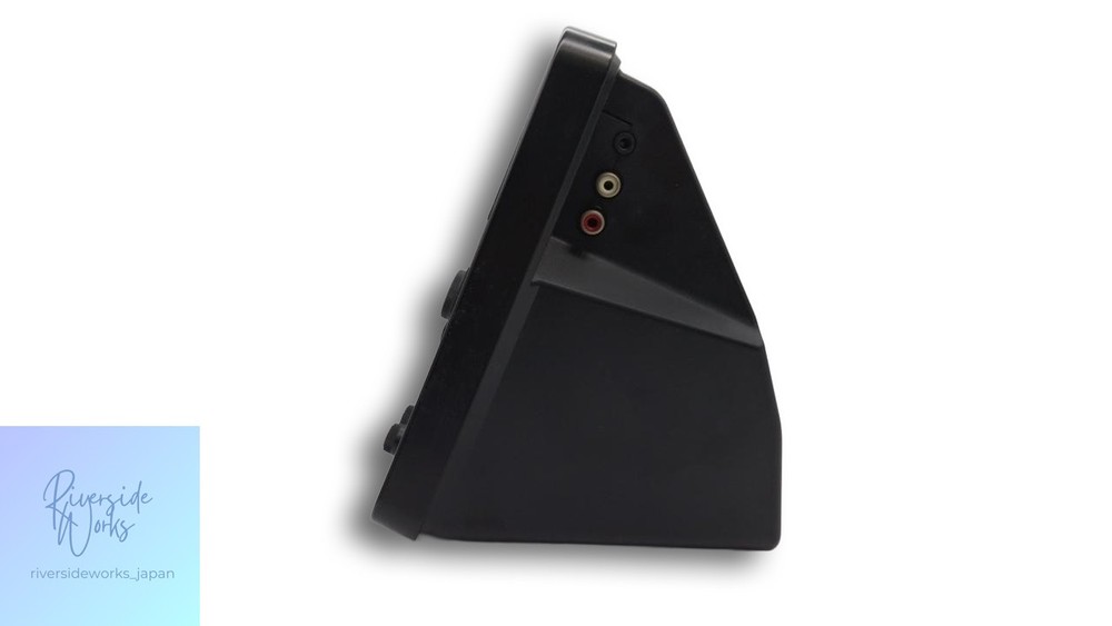 BOSS JS-8 Multi-Effects Processor for Guitar and Bass