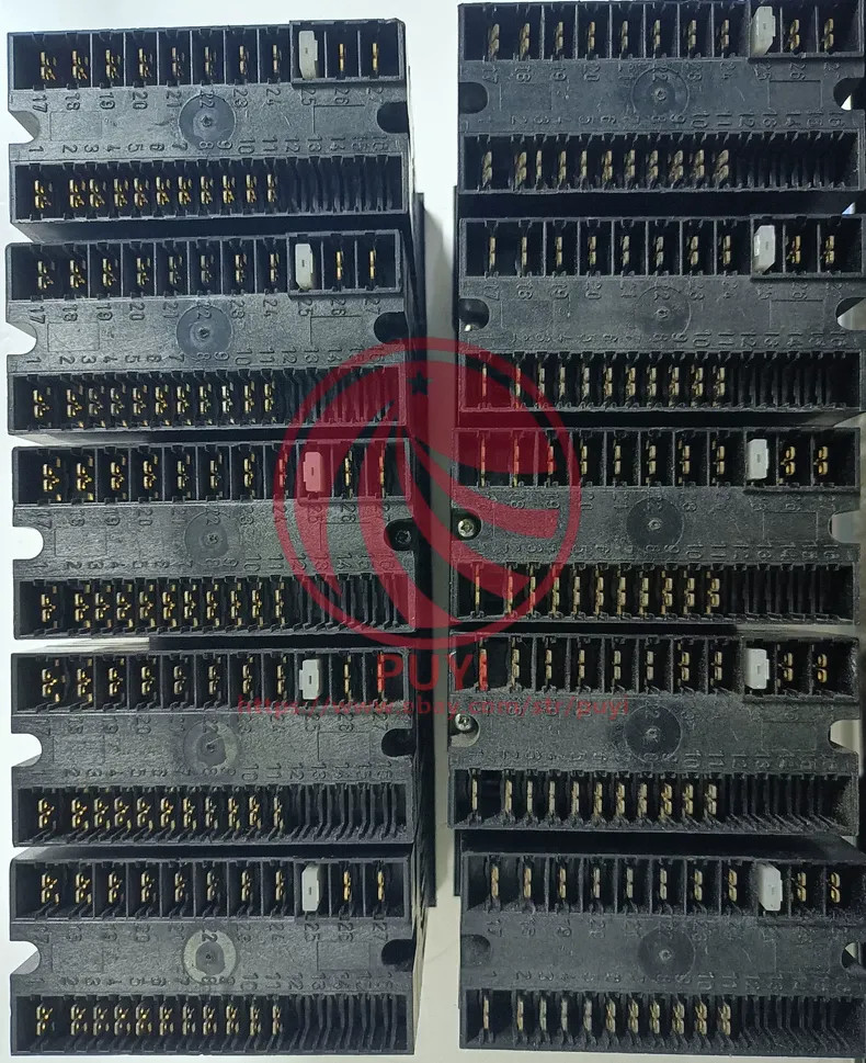 1pc USED 940440772081 temperature controller Tested #V6GK CH/