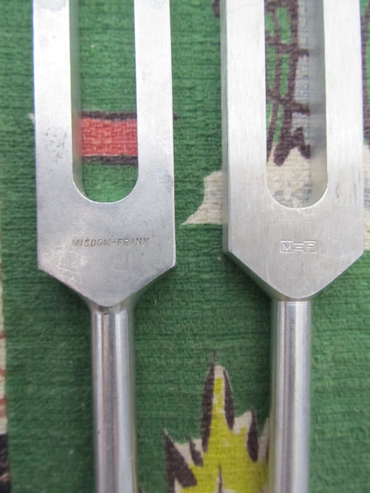 Vintage Misdom-Frank 512 C tuning fork