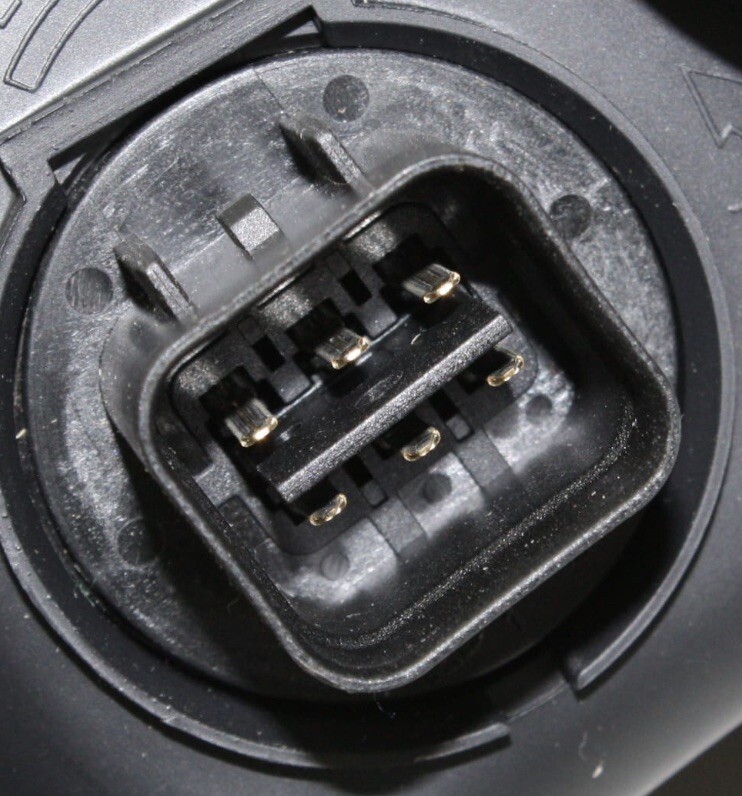 Headlight Connector Plug Pigtail For 2005-2013 Hyundai Sonata
