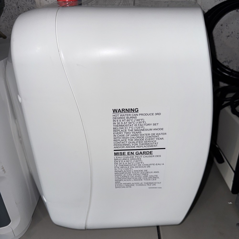 Ariston Andris 2.5 Gallon 120-Volt Corded Point Mini-Tank Electric Water Heater