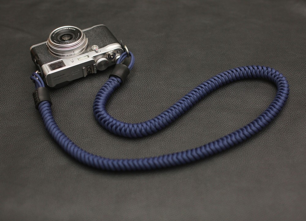 Navy blue hand knitting decompression camera strap