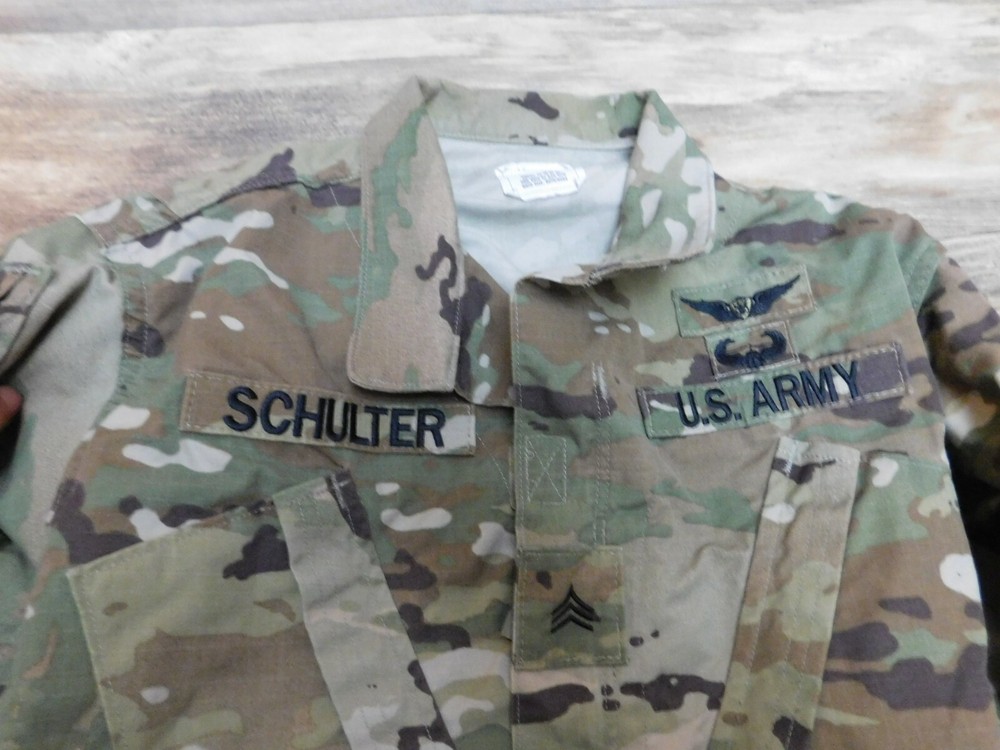 US ARMY OCP COAT SZ SMALL - SHORT