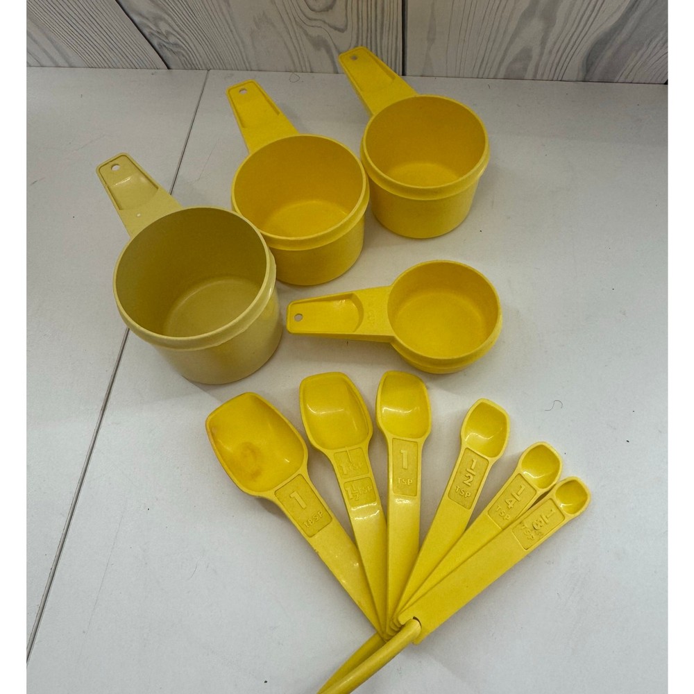 Vintage Tupperware Measuring Cups (4) & Spoons (6)  Set - Yellow