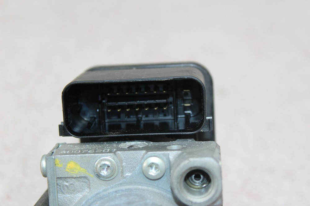 2013 KAWASAKI NINJA 300 EX300A ABS PUMP UNIT MODULE