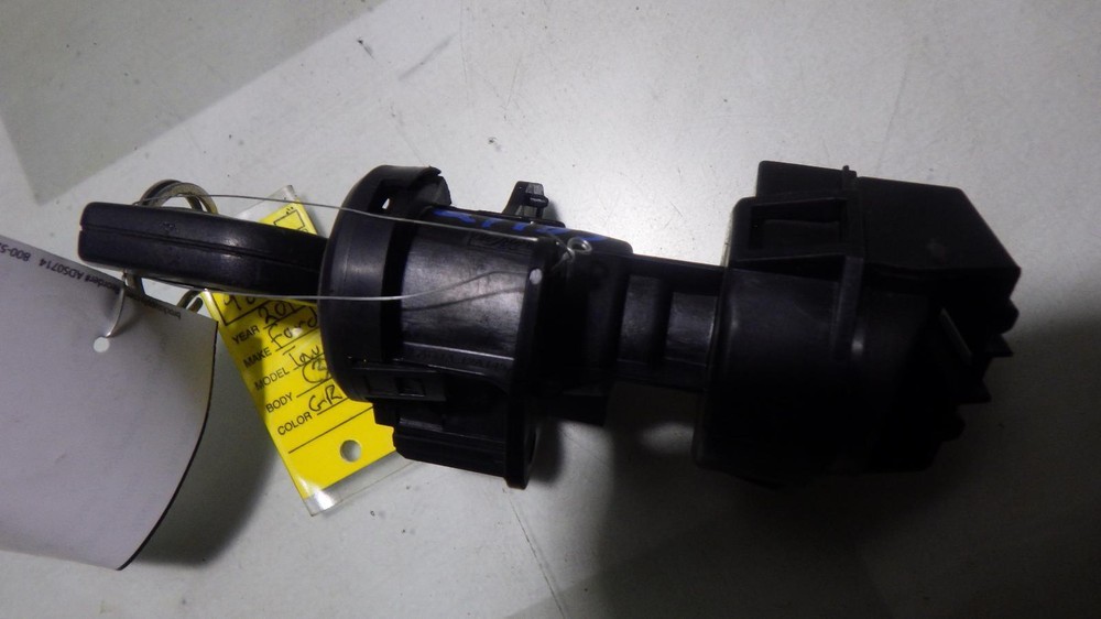 17 FORD TAURUS Ignition W/Key