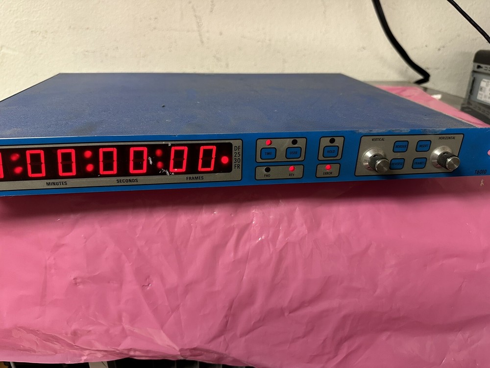 TELCOM RESEARCH T6010 S.M.P.T.E. / E.B.U TIME CODE READER CHARCTER INSERTER
