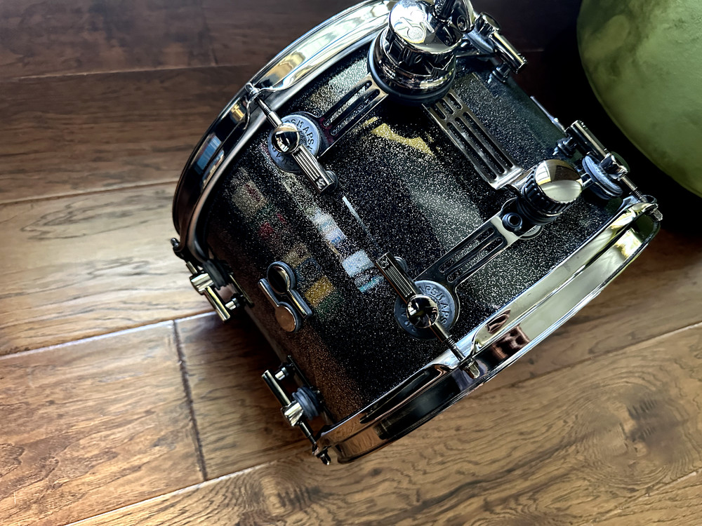 SONOR SQ2 13' X 9" TOM MEDIUM MAPLE BLACK SPARKLE WITH BLACK CHROME HARDWARE