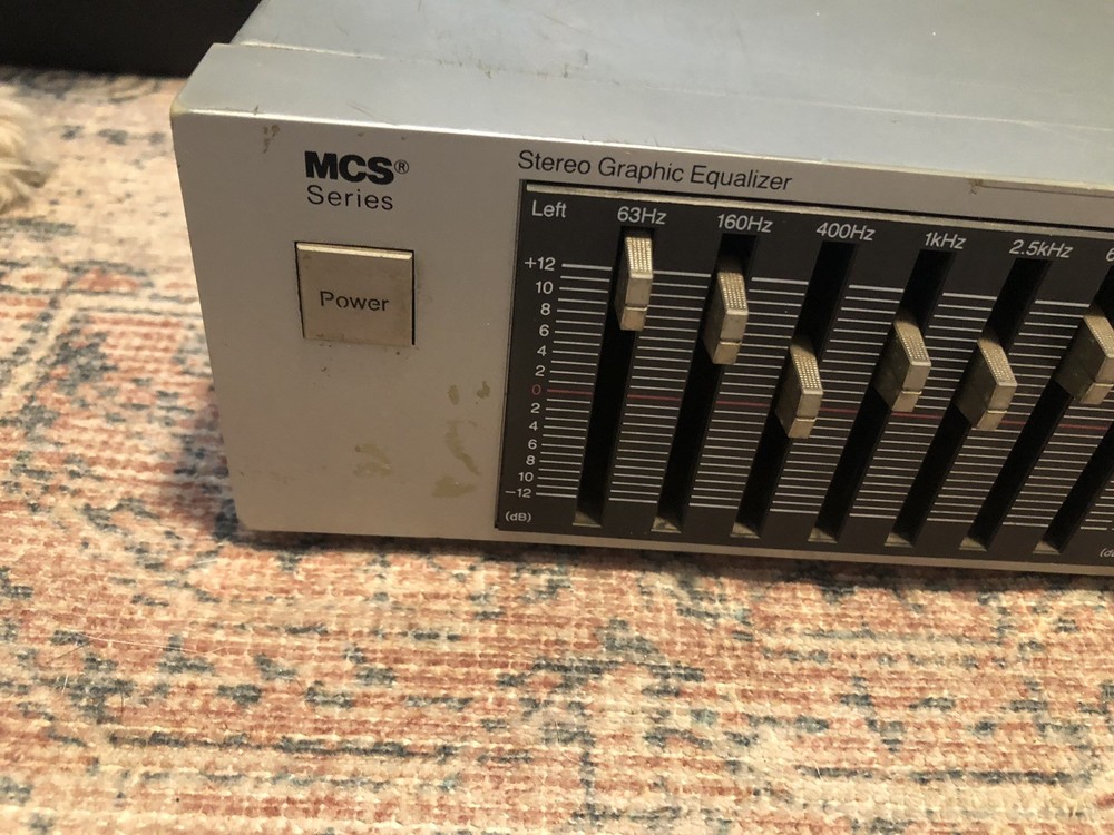 MCS Series Stereo Graphic Equalizer #683-2255E Tested Working