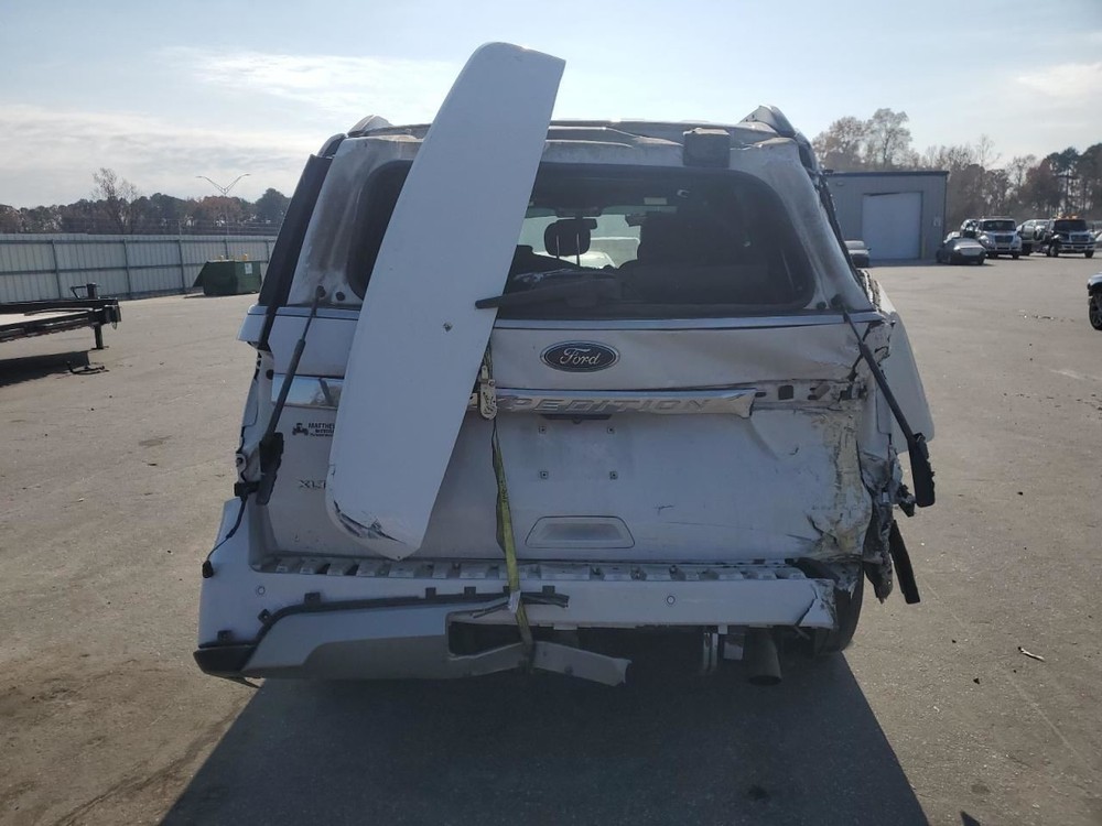 Fuse Box Engine Fits 18-21 NAVIGATOR 4974387