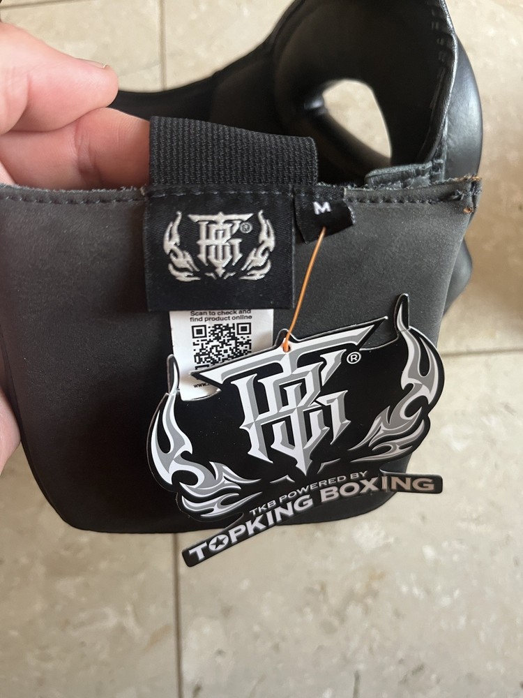 Top King -Muay Thai -Full Coverage Head Gear- MEDIUM -NEW