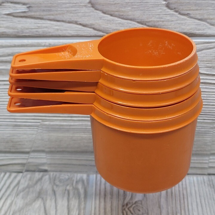 5 Tupperware Nesting Measuring Cups Harvest Orange Retro Kitchen MCM Vtg