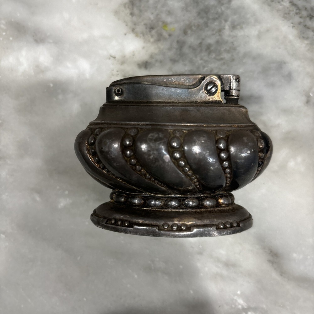 Vintage Mid Century Ronson CROWN Table Lighter Silver Plated