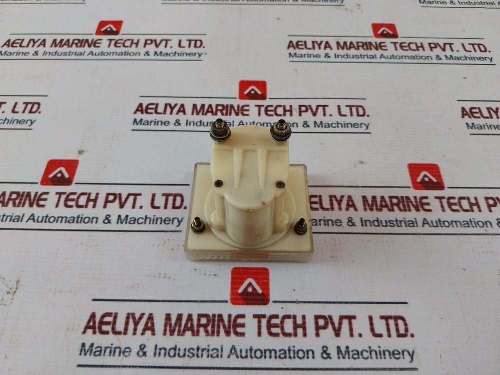 MLTCD 85L1 Analog Voltmeter Gauge